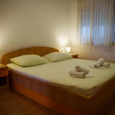 Olea Apartment *