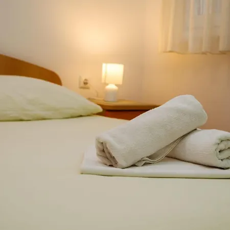 Olea Apartment *