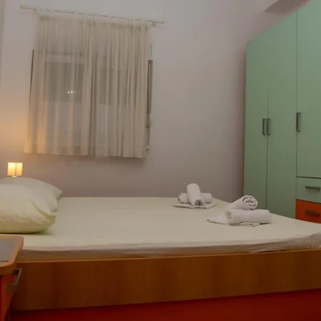 Olea Apartment *