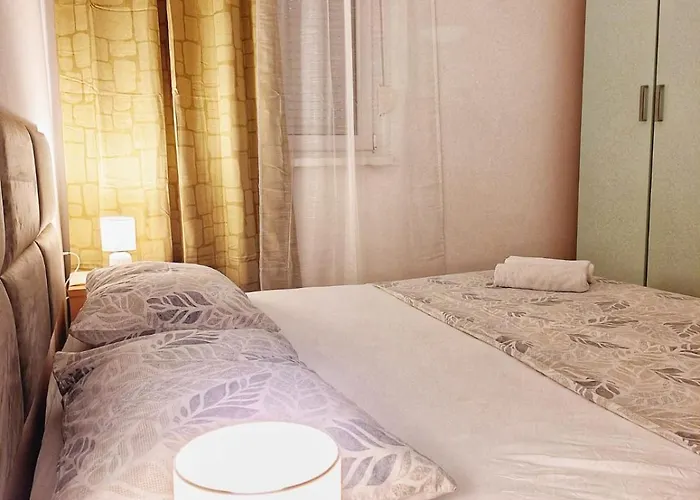 Olea Apartament *