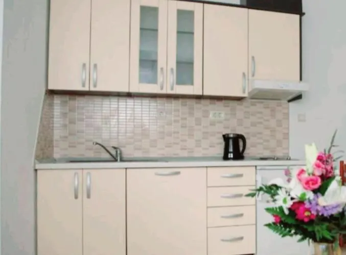Olea Apartment *